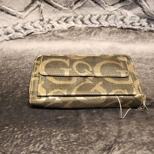 Gold wallet